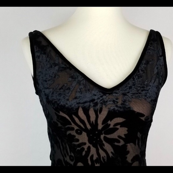 Vintage Velvet Tadashi ball gown - Picture 2 of 7